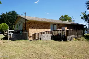 2071 Short Ave, Sneads, FL 32460 - Photo 9