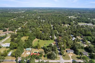 540 4th St, Chipley, FL 32428 - Photo 25