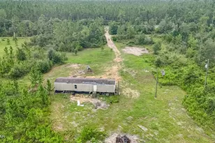 720 Hwy 20, Youngstown, FL 32466 - Photo 7