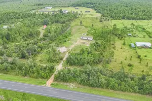 720 Hwy 20, Youngstown, FL 32466 - Photo 5