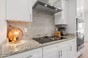 3008 Willie Dr, Southport, FL 32409 - Photo 9