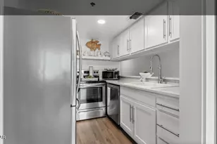 9850 S Thomas Dr, Panama City Beach, FL 32408 - Photo 7