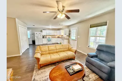 6589 Grand Oak Loop, Grand Ridge, FL 32442 - Photo 7