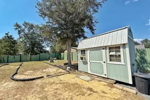 6589 Grand Oak Loop, Grand Ridge, FL 32442 - Photo 25