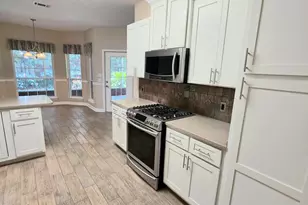 3262 Country Club Dr, Lynn Haven, FL 32444 - Photo 13