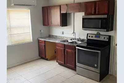 6920 Florida Street, Grand Ridge, FL 32442 - Photo 15