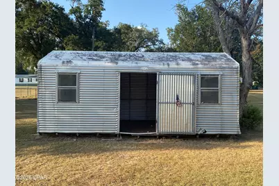 6920 Florida Street, Grand Ridge, FL 32442 - Photo 9