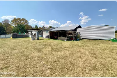 2660 Highway 69, Grand Ridge, FL 32442 - Photo 5