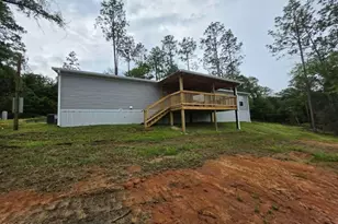 1065 Highlands Cir, Alford, FL 32420 - Photo 3