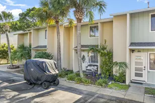 144 Robin Ln, Panama City Beach, FL 32407 - Photo 1