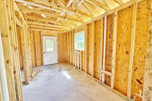 6151 Sylvania Pnes Wy, Greenwood, FL 32443 - Photo 9