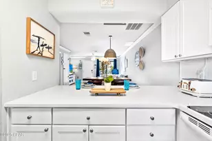 17620 Front Beach Rd, Panama City Beach, FL 32413 - Photo 9