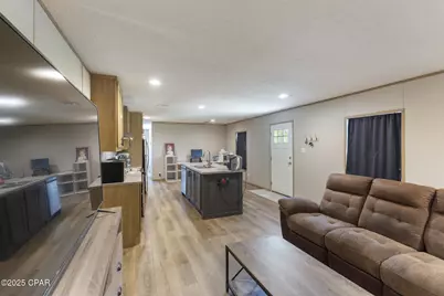 21835 Lake McKenzie Boulevard, Altha, FL 32421 - Photo 9