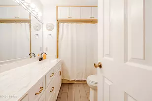 001 Dolphin Ln, Panama City Beach, FL 32408 - Photo 25