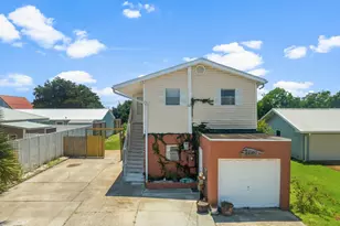 22107 Bataan Ave, Panama City Beach, FL 32413 - Photo 5