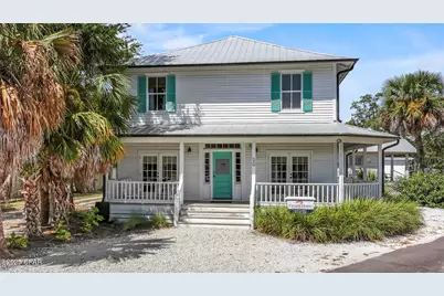20 4th Street, Apalachicola, FL 32320 - Photo 1
