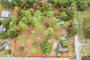 1102 8th Ave, Graceville, FL 32440 - Photo 9