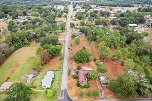 1102 8th Ave, Graceville, FL 32440 - Photo 27