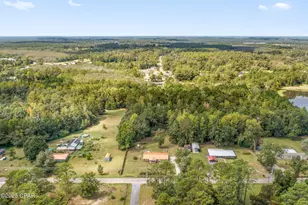 1395 S Weeks St, Bonifay, FL 32425 - Photo 23