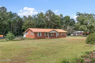 1395 S Weeks St, Bonifay, FL 32425 - Photo 17