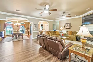 5924 Old U S Rd, Malone, FL 32445 - Photo 15