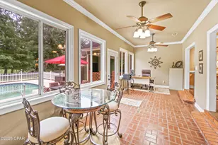 5924 Old U S Rd, Malone, FL 32445 - Photo 23