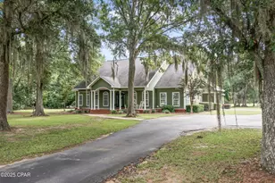 5924 Old U S Rd, Malone, FL 32445 - Photo 3