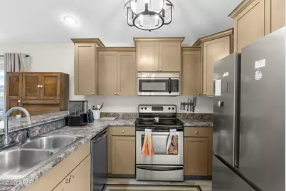 2624 Avondale Court, Panama City, FL 32404 - Photo 9