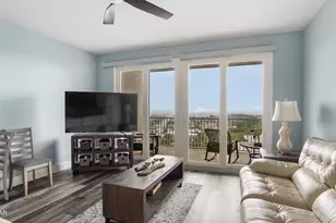 9902 S Thomas Dr, Panama City Beach, FL 32408 - Photo 9