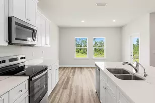 6470 Haskins Dr, Panama City, FL 32404 - Photo 11