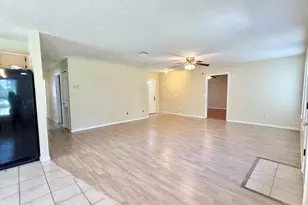 918 N Center Ave, Panama City, FL 32401 - Photo 7