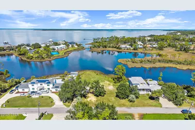 3046 W 30th Court, Panama City, FL 32405 - Photo 11