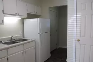 516 Parker St, Parker, FL 32404 - Photo 5