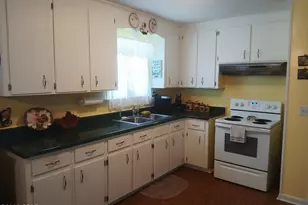 2080 Gorrie Ave, Sneads, FL 32460 - Photo 11