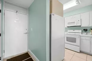 7205 Thomas Dr, Panama City Beach, FL 32408 - Photo 3