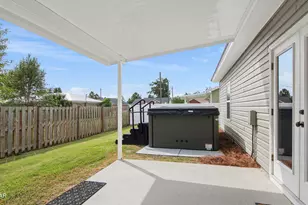 1303 E 8th St, Lynn Haven, FL 32444 - Photo 5