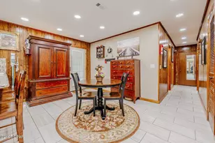 2706 Sapp Rd, Cottondale, FL 32431 - Photo 17