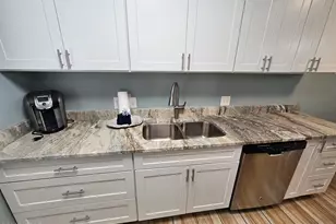 2807A W 11th St, Panama City, FL 32401 - Photo 3