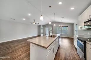 205 Woodlawn Ct, Panama City Beach, FL 32407 - Photo 15