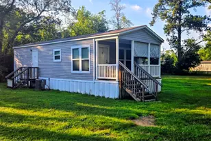 233 Tennessee St, Wewahitchka, FL 32465 - Photo 3