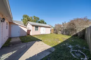 221 Poinsettia Dr, Panama City Beach, FL 32413 - Photo 21