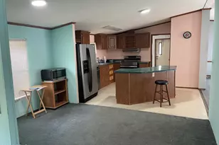 2355 Momence Ct, Alford, FL 32420 - Photo 9