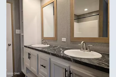 394 Majestic Boulevard, Defuniak Springs, FL 32433 - Photo 9