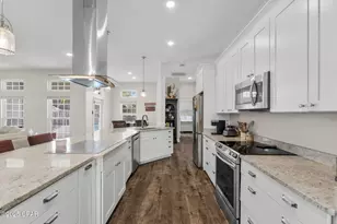 1107 N College Blvd, Lynn Haven, FL 32444 - Photo 9