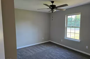 863 E 12th St, Lynn Haven, FL 32444 - Photo 5