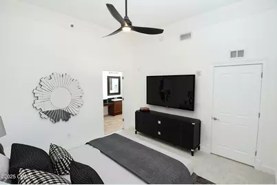 3001 W 10th Street #711, Panama City, FL 32401 - Photo 11