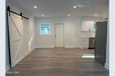 25 W Cooper Drive, Panama City, FL 32404 - Photo 5