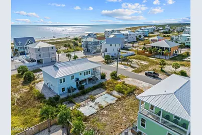 111 S 39th Street #B, Mexico Beach, FL 32456 - Photo 17