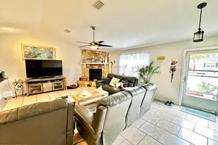 3910 Becora Ct, Panama City, FL 32405 - Photo 9