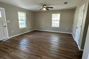 6630 Grande Oak Loop, Grand Ridge, FL 32442 - Photo 3